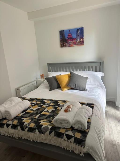 Modern 1-Bed Apartment Belfast Eksteriør billede